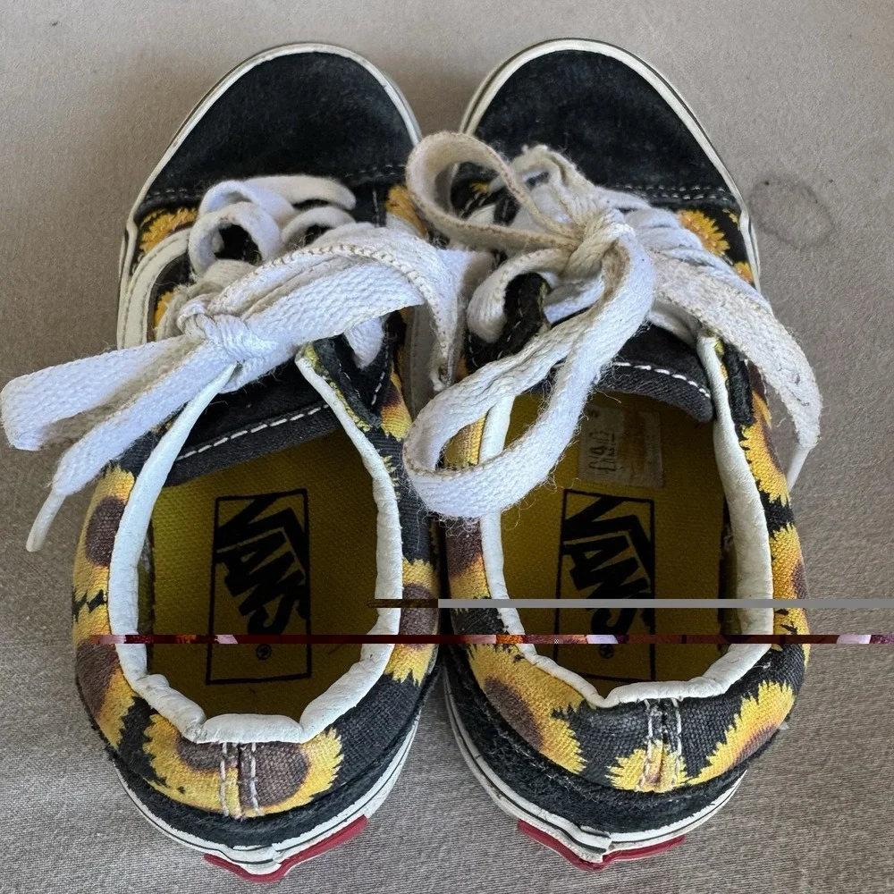 Size 11c - Vans 